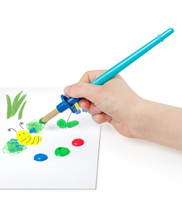 Set 3 pinceles infantiles Staedtler Noris Junior en uso